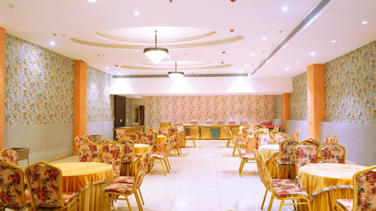 Aa Hotels & Resorts Zirakpur Ngoại thất bức ảnh