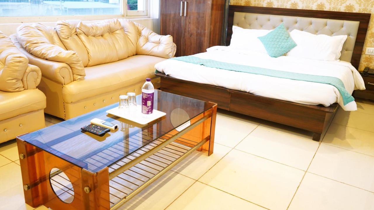 Aa Hotels & Resorts Zirakpur Ngoại thất bức ảnh